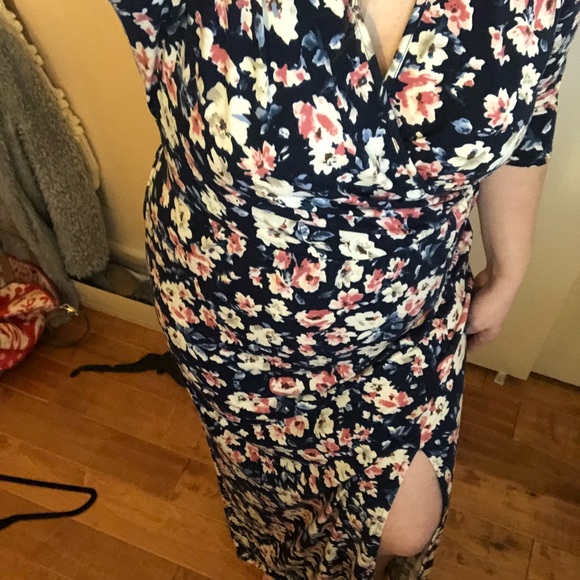 Floral Maxi Dress - 90s inspired - Picture 4 of 4